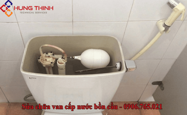 cach-sua-van-cap-nuoc-bon-cau