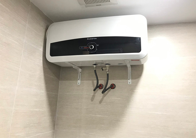 bình nóng lạnh ariston có tốt không